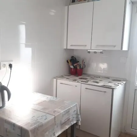 Appartamento Dormitorio Acogedor En El Centro En Piso Compartido Con Bano Privado